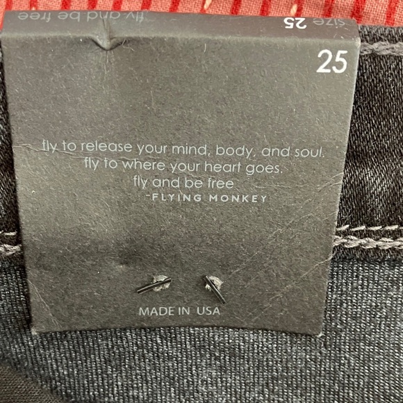 Flying Monkey women’s size 25 NWT black faded Denim jeans - Picture 4 of 15